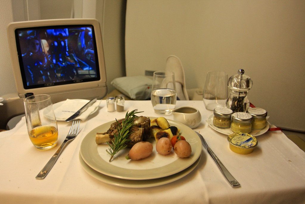 Cheap Way to Fly First Class 1 first class 14712904732 564c9dfa57 b1 first class