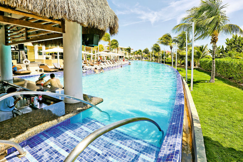 8 Luxury Hotels That are Great for Kids Too 8 Mexico Moon Palace