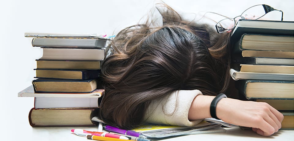 960x460 collegesleep 11 How University Students Sleep