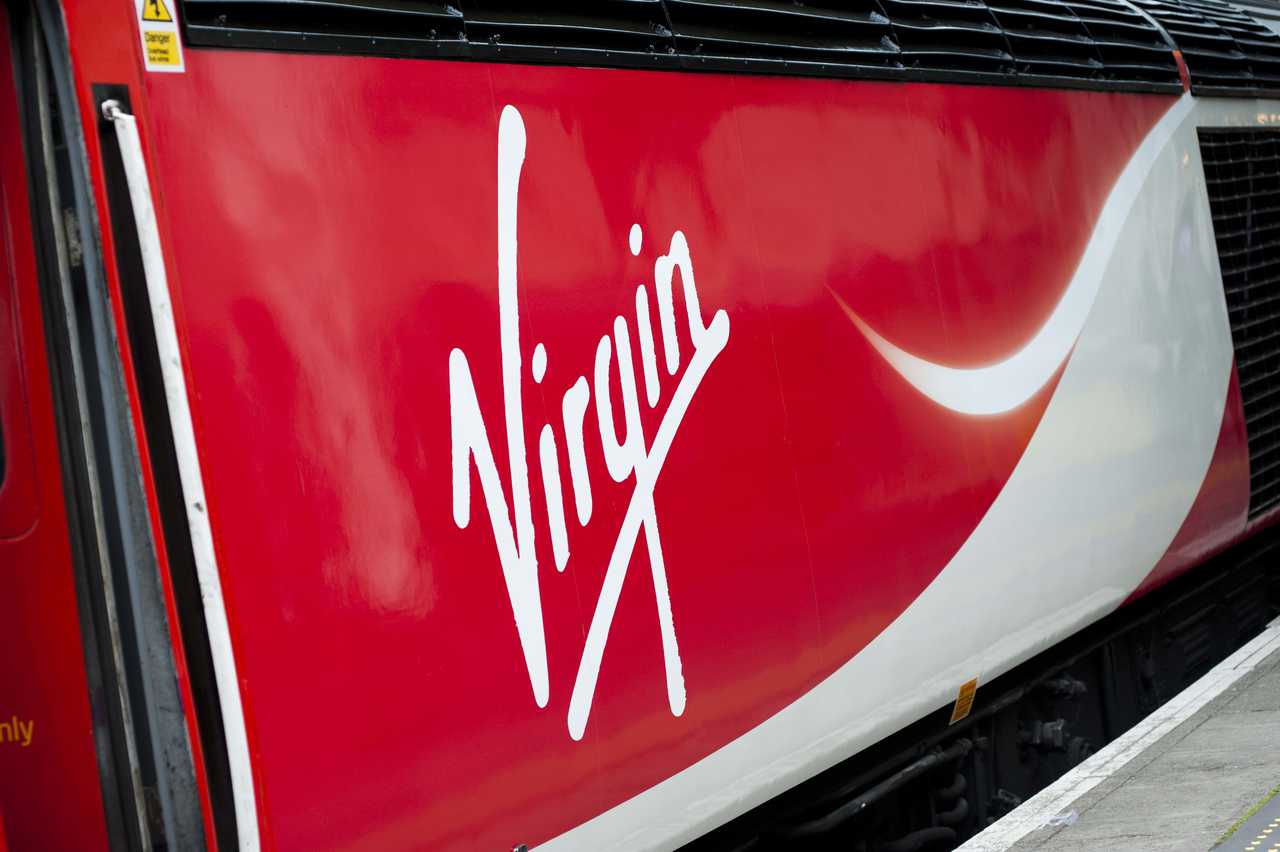 Virgin HST swish1 virgin trains