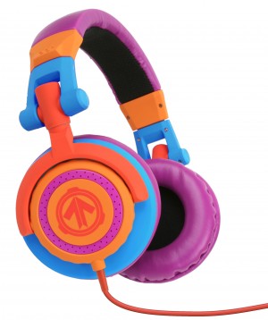 Tech: Aerial 7 Headphones 1 Aerial 7 Headphones tank graffiti Aerial 7 Headphones