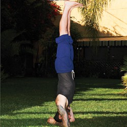 Adam Levine's Rock-Star Yoga 1 adam pose 1 thumb1