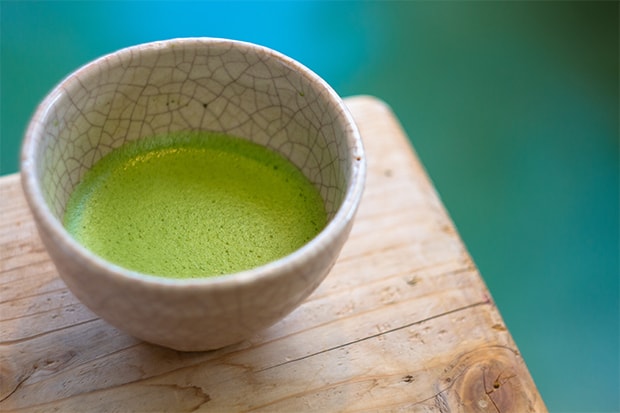 details matcha tea trend 2015 lead11 Late Night Snacking Can Make You Stupid