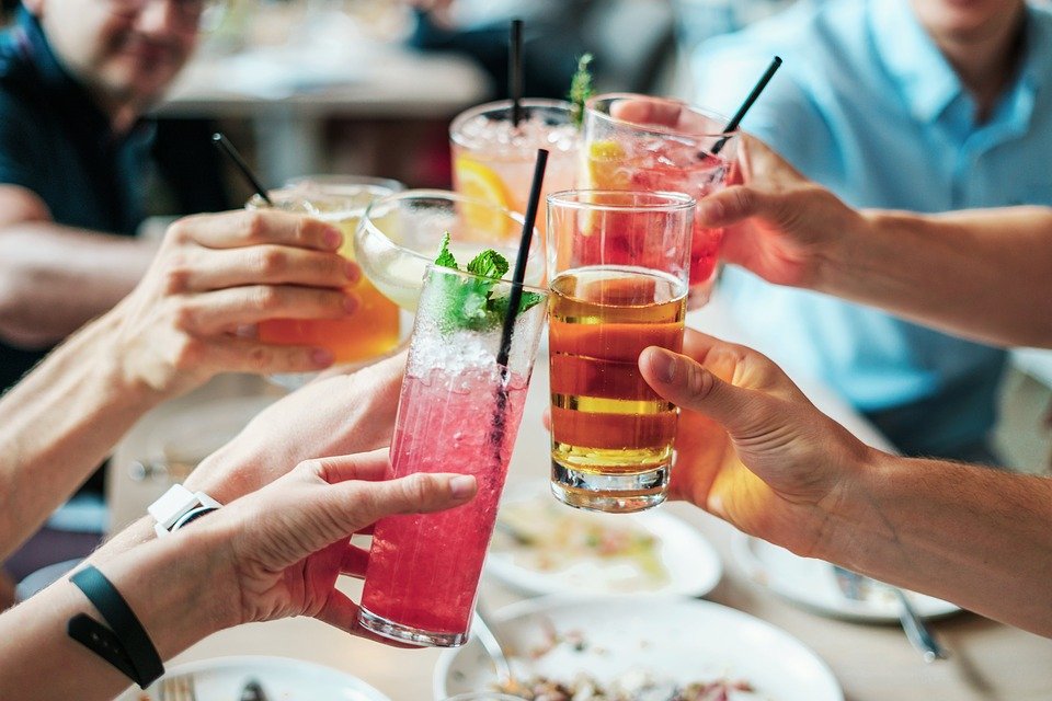 drinks 2578446 960 7201 The Best Bars and Restaurants in The New Orleans