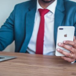 Why Successful Men Choose the iPhone